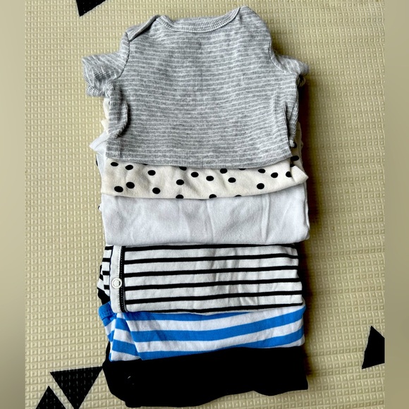 Baby Boy Bodysuit 3M - Picture 2 of 2